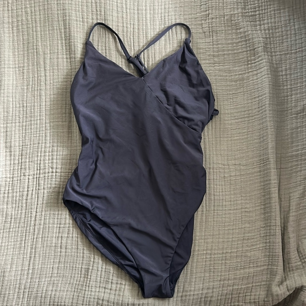 Carve Designs Black Hayes One Piece Swimsuit Strappy Criss Cross Back  Sz S